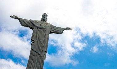 Rio de Janeiro Eyaleti Rio de Janeiro Brezilya 12. Ekim 2020 Corcovado Dağı 'ndaki Kurtarıcı Cristo Redentor Alto da Boa Vista Brezilya' nın kayalık manzarası.