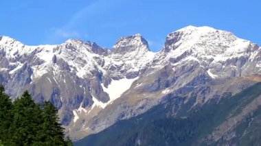 Dağ ve Alp Dağları dağ ve dağ manzarası dağları. Kayalar ve tepeler. Lechtal Alpler 'in manzarası..