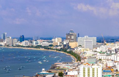 Pattaya Chon Buri Tayland 27 numara. Ekim 2018 Pattaya Şehir Koyu Sahili Doğa İskelesi ve Pattaya Bang Lamung Chon Tayland Panorama Manzarası.