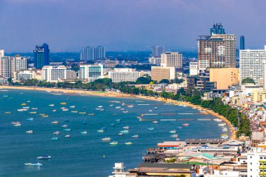 Pattaya Chon Buri Tayland 27 numara. Ekim 2018 Pattaya Şehir Koyu Sahili Doğa İskelesi ve Pattaya Bang Lamung Chon Tayland Panorama Manzarası.