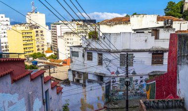Rio de Janeiro Eyaleti Rio de Janeiro Brezilya 21. Ekim 2020 Escadaria Selaron Rio de Janeiro Eyaleti Rio de Janeiro Brezilya 'da kırmızı ünlü merdiven basamakları..
