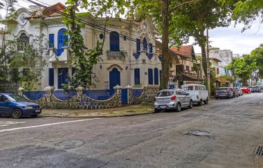 Rio de Janeiro Eyaleti Rio de Janeiro Brezilya 17. Ekim 2020 Urca Village Town Street Road Cityscape ve Skyline Panorama ile Brezilya 'da Arabalar ve İnsanlar.
