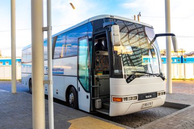 Brest Brest Bölgesi Belarus 25. Eylül 2020 Brest Merkez Otobüs İstasyonu otobüs durağı otobüsü ile Leninskiy Rayon Brest Belarus.