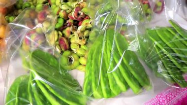 Meksika gıda ürünleri caddelerdeki restoranlarda ve Centro Historico City Mexico 'daki süpermarketlerde.