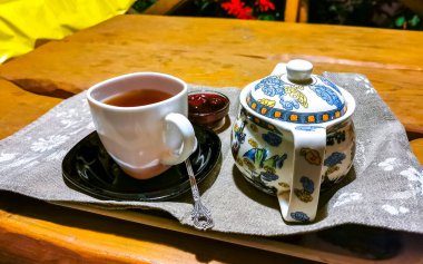 Beyaz Rusya 'nın Mir Karelichy Bölgesi Hrodna Bölgesi' nde bir fincan siyah çay.