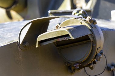 Rus savaş tankı, Minsk Minsk Bölgesi Belarus Bölgesi 'nin dışında sergilenen ışıklı anıt sergisini tanıttı..