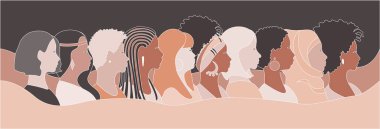Farklı milletlerden ve kültürlerden güzel kadınların profilleri bir arada duruyor. Feminizm, kadın arkadaşlığı, eşitlik, kadın hakları için savaş. Avrupalı, Afrikalı, Asyalı, Müslüman. Vektör