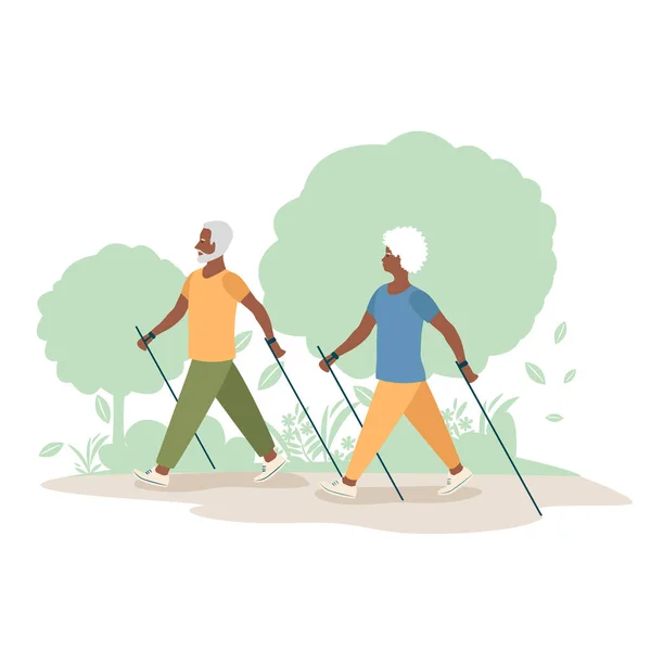 公園でノルディックウォーキングをしている老人と女性 高齢者はスポーツに行き 積極的なライフスタイルをリードしています 白い背景の平らなスタイルでベクトルイラスト — ストックベクタ