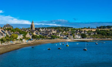 Picturesque Breton Köyü Saint Suliac Atlantik Sahili Ille et Vilaine Bölümü, Fransa