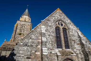 Breton Köyü Aziz Suliac Kilisesi Ille et Vilaine, Brittany, Fransa