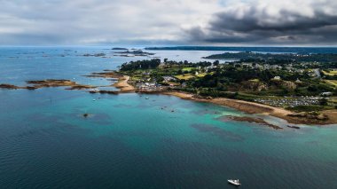 Brehat Adası yakınlarındaki L 'Arcouest Noktası, Ile de Brehat, İngiltere' nin Manş Denizi 'nde Fransa' da