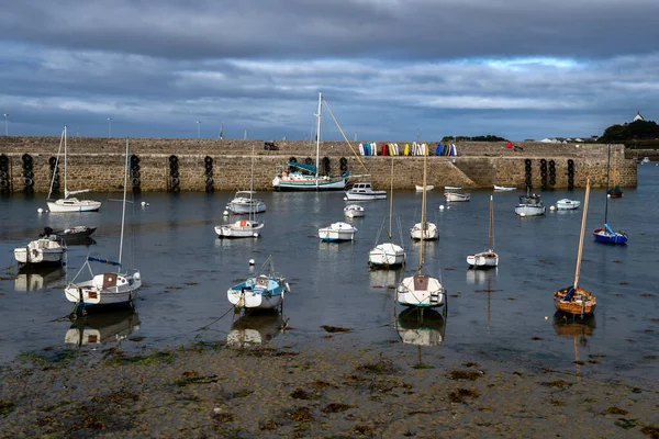 Hamnen Staden Roscoff Vid Finistere Atlantic Coast Bretagne Frankrike — Stockfoto