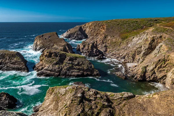 stock image Spectacular Cliffs At Peninsula Pointe Du Van On Cap Sizun At The Finistere Atlantic Coast In Brittany, France