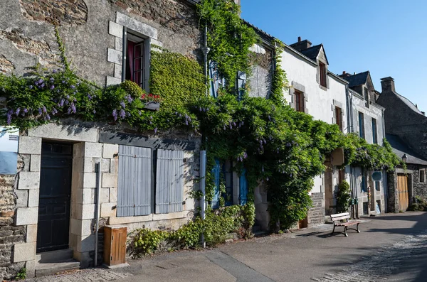 Antike Gebäude Malerischen Dorf Rochefort Terre Departement Morbihan Der Bretagne — Stockfoto