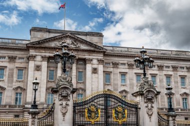 Londra, UNITED KINGDOM - 30 Ağustos 2023: Londra, Birleşik Krallık Buckingham Sarayı Cephesi