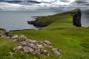 İskoçya, İngiltere 'deki Skye Adası' nın Atlantik kıyısındaki Peninsula Neist Point.