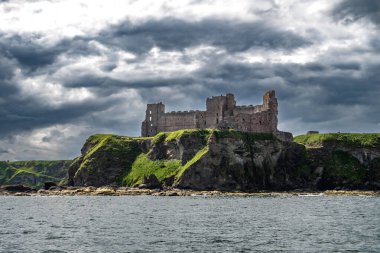 Tantallon Castle In East Lothian At The Atlantic Coast Near North Berwick In Scotland, UK clipart