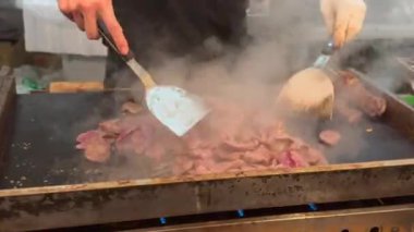 Sokak yemeği, Japon usulü ızgara domuz eti.