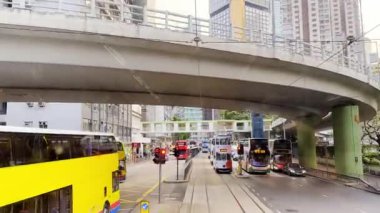 Hong Kong Tramvayları, Hong Kong - 14 Nisan 2024 - Hong Kong tramvayları Hong Kong 'da dar geçitli bir tramvay sistemidir.. 