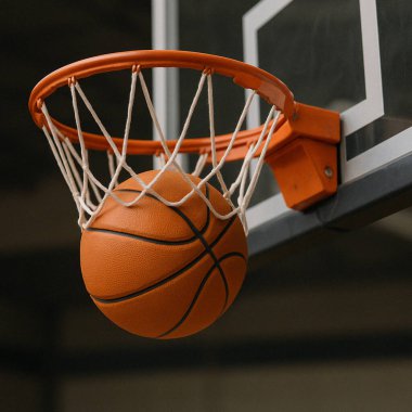 Basketbol Sayı Turu Kapalı Sahada Hoop 'tan Atılıyor