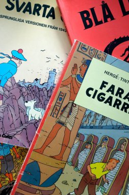 Stockholm, İsveç 14 Ekim 2024. Çizgi roman yığını