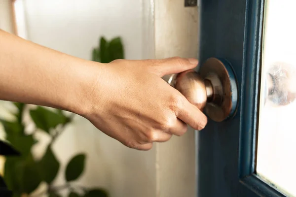 Hand Hold Handle Door Close — Stock Photo, Image