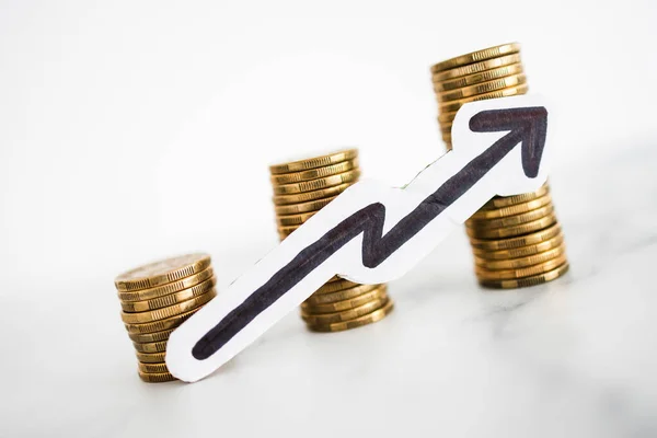 Growing Stacks Coins Arrow Going Concept Prices Becoming More Expensive — Stock Photo, Image