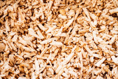 Teriyaki sosuyla marine edilmiş öğütülmüş tofu. Basit, sağlıklı malzemeler kavramı.