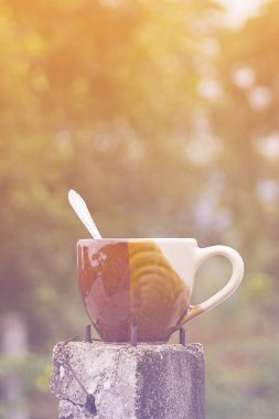 Bokeh 'li seramik kahve fincanı