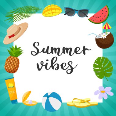 Yeşil çizgili kare bir kartpostal ve Summer titreşimleri. Yaz dekoratif elementleri, güneş kremi, parmak arası terlikler, palmiye yaprağı, karpuz, kokteyl, hindistan cevizi, mango. Vektör illüstrasyonu. Düz.