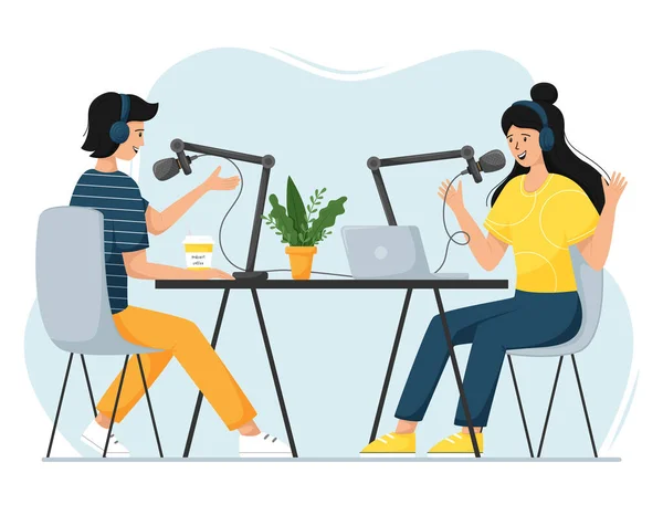 Bir kız ve bir erkek podcast ve jestler kaydediyor. Çevrimiçi, canlı yayın, ses kaydı devam ediyor. Podcast konsepti, blog yazma. Beyaz üzerine izole edilmiş düz çizgi film tarzında vektör illüstrasyonları.