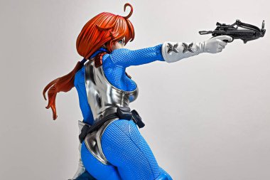 Osaka, Japonya - 5 Haziran 2023: GI Joe karakterinden SCARLETT SKY-BLUE COLOR figürü. Kotobukiya Japonya 'dan Bishoujo koleksiyonundan.