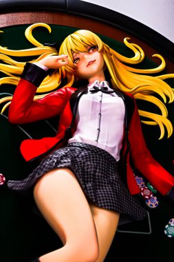 OSAKA, JAPONYA - 12 Ağustos 2023: Kakegurui Japon Anime 'den Mary Saotome figürü.