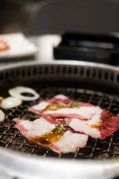 Yakiniku Grilling Meat Metal Grill Pan Charcoal Stove Close — Stock Photo, Image