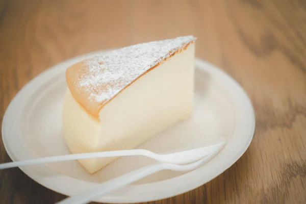 Sponge Cake Baked Paper Dish Home — Stock Photo, Image