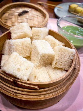 Tay buğulamalı tost ekmeği. Kapat.