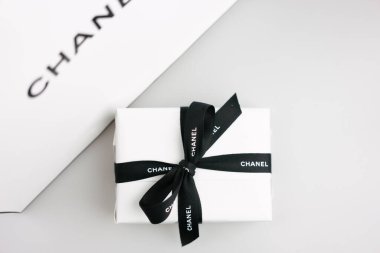 Bangkok, Tayland - 22 Temmuz 2024: Güzel lüks Chanel hediyesi