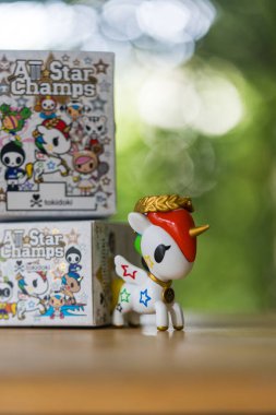 Bangkok, Tayland - 3 Ağustos 2024 Tokidoki kör kutusu, Stellina. Miniso Tayland 'dan bir dizi yıldız şampiyonu. Tokidoki Tekboynuz