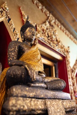 Luang Pho To Tapınağı 'ndaki Buda Heykeli veya Wat Bangplee Yai Nai, Samut Prakan Eyaleti, Tayland.