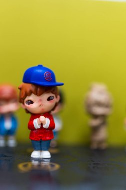 Bangkok, Tayland - 17 Mart 2025 Hirono X CLOT Serisi Figürleri, Silk Royale