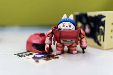 Bangkok, Tayland - 30 Mart 2025: The Monsters x Kow Yokoyama Ma.K.Serisi Pop Mart. Kapat.