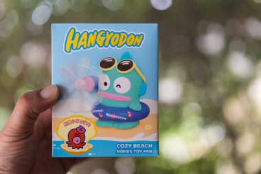 Bangkok, Tayland - 16 Nisan 2025 Kör Kutu, Moetch Hangyodon Cozy Plaj Oyuncak Fanı