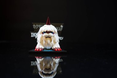 Bangkok, Tayland - 12 Mayıs 2025: Ikkakumon Digimon Adventure Adventure Magnet Figures, Pop Mart shop