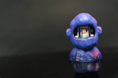 Bangkok, Tayland - 19 Mayıs 2025 FARMER BOB Feeling You Series, A Toy Name is Anxious. Koleksiyon FARMER BOB Seni Hissediyor Serisi