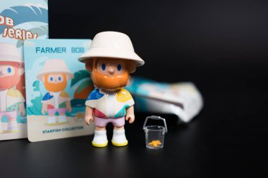 Bangkok, Tayland - 2 Haziran 2025 FARMER BOB 'un şirin bir modeli, Denizyıldızı Koleksiyoncusu. Çiftçi Bob Adası Tek Boynuzlu At Bulma Serisi.