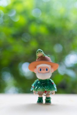 Bangkok, Tayland - 6 Haziran 2025: Unicorn FARMER BOB ile Vahşi Seriler Kör Kutusunda Karşılaşma. Adım Yağmur Ormanı Yürüyüşü.