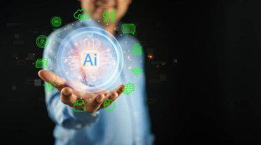 Veri analizi Uygulama ağı sisteminde bir iş adamı yapay zeka simgesi gösteriyor. Yenilikçi teknoloji, makine öğrenimi gelecek için sanal ekranda.