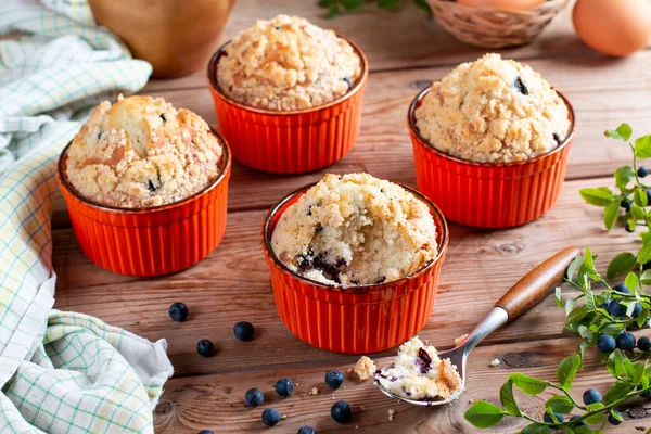 Blueberry Muffins Powdered Sugar Fresh Berries Rustic Table Baked Goods — Stok fotoğraf