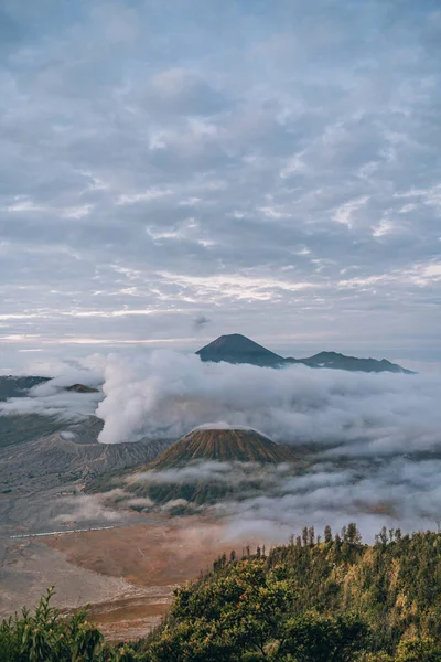 Landscape View Misty Mount Bromo Volcano Foggy Morning Java National — Stock Photo, Image