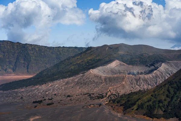 Tájkép Kilátás Mount Bromo Felhős Mount Senaru Kilátás Híres Java — Stock Fotó